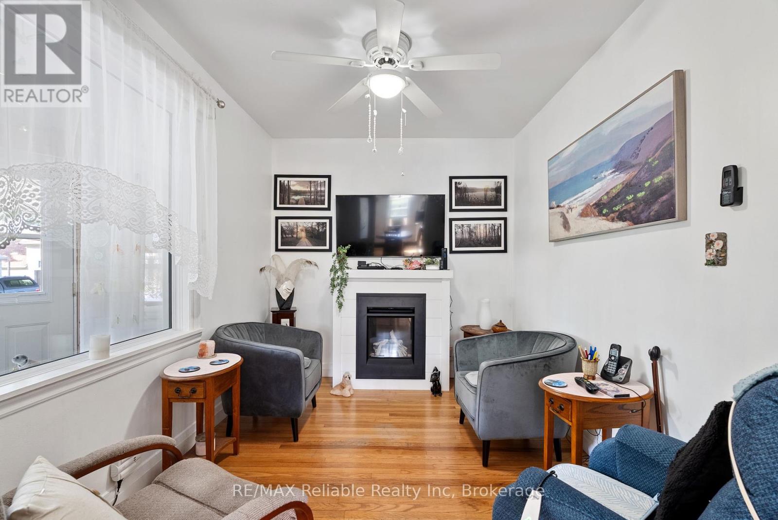 125 North Street S, Central Huron, Ontario  N0M 1L0 - Photo 13 - X12381487