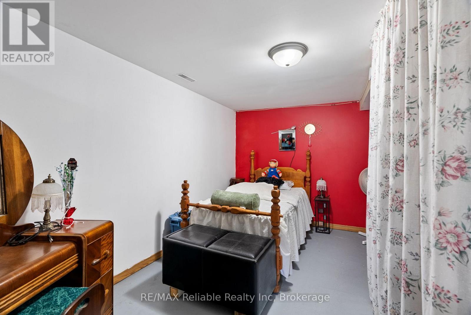 125 North Street S, Central Huron, Ontario  N0M 1L0 - Photo 19 - X12381487