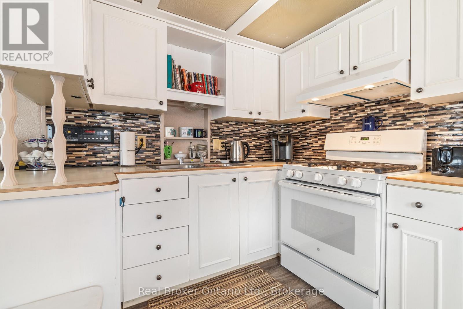 524 Poplar Place, Centre Wellington, Ontario  N0B 1J0 - Photo 18 - X12381490