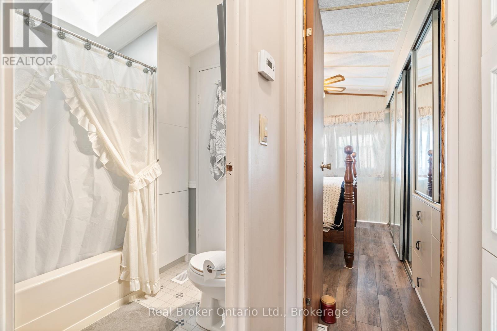 524 Poplar Place, Centre Wellington, Ontario  N0B 1J0 - Photo 21 - X12381490