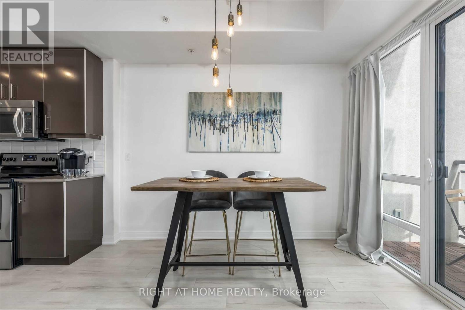 410 - 760 The Queensway, Toronto (Stonegate-Queensway), Ontario  M8Z 0E1 - Photo 12 - W12381336