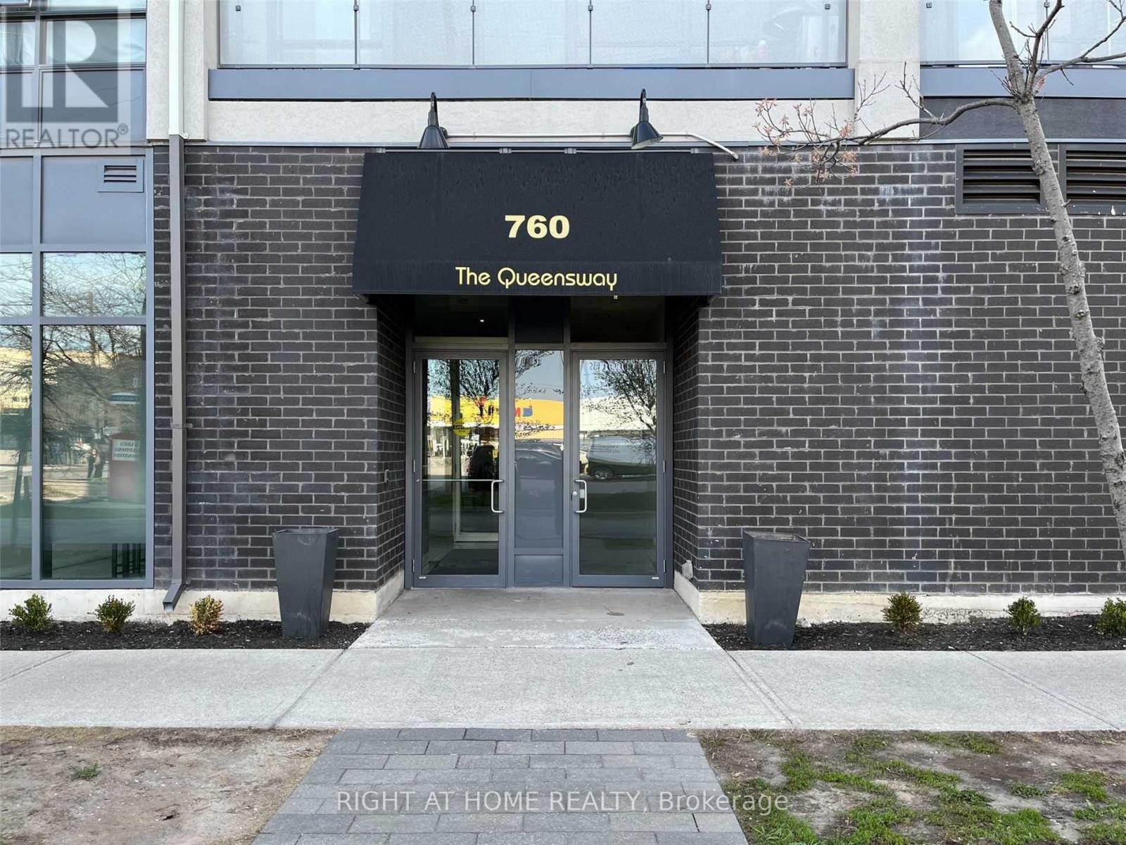 410 - 760 The Queensway, Toronto (Stonegate-Queensway), Ontario  M8Z 0E1 - Photo 2 - W12381336
