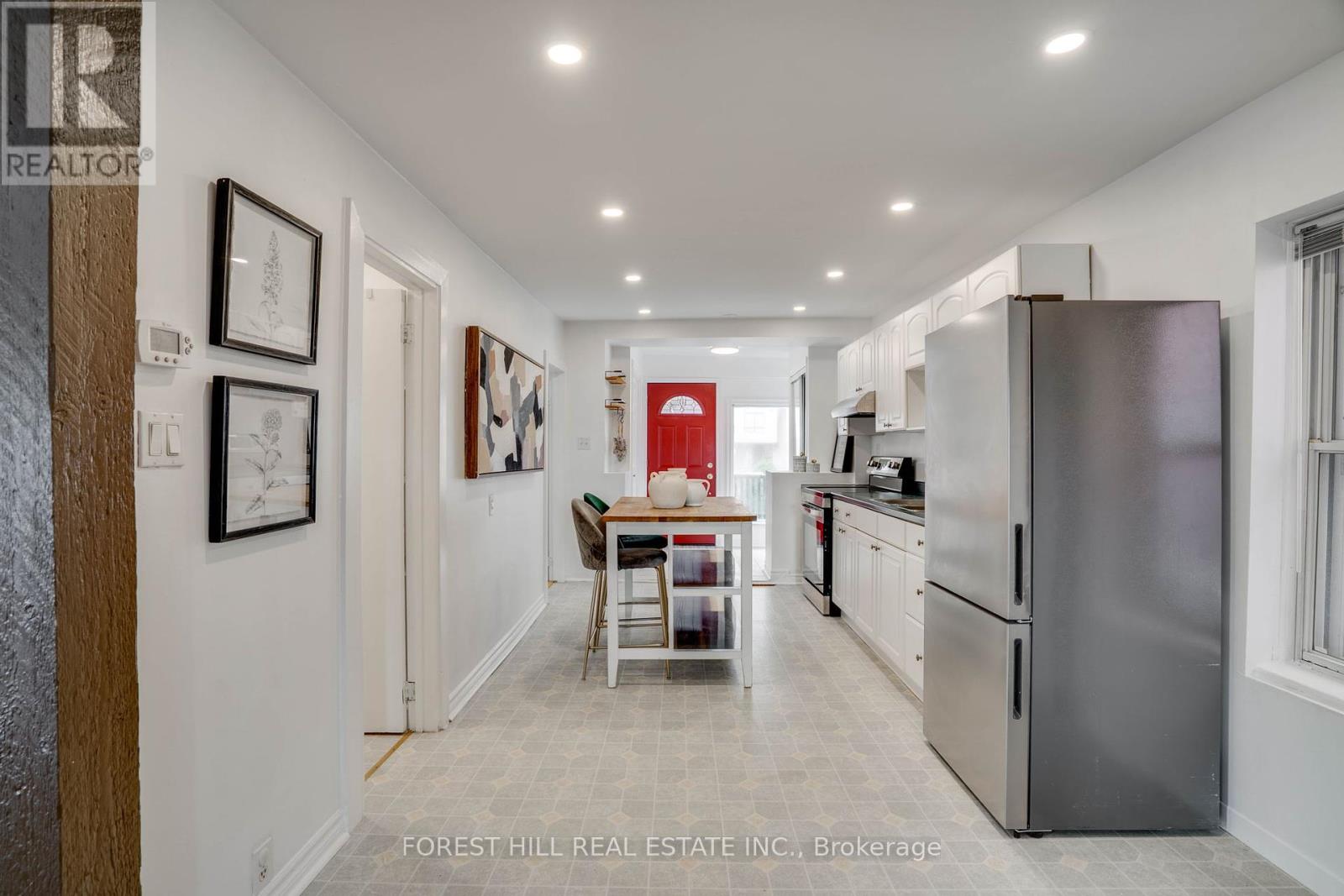 4053 Old Dundas Street, Toronto (Lambton Baby Point), Ontario  M6S 2R5 - Photo 11 - W12381367