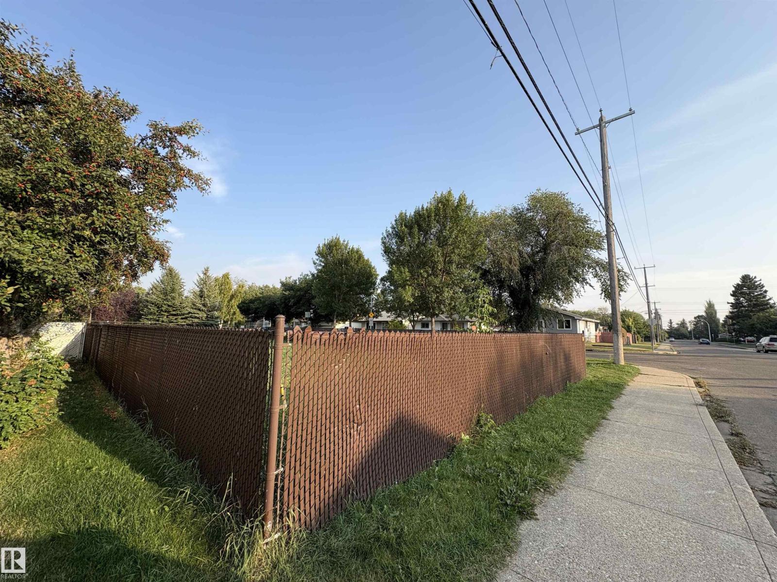 4644 115 Av Nw, Edmonton, Alberta  T5W 0W2 - Photo 2 - E4456073