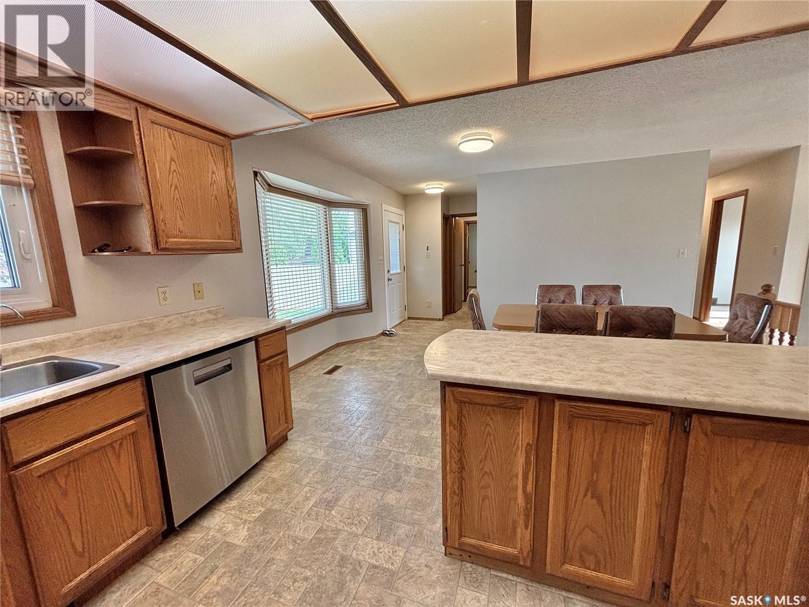 5 Blackwell Crescent, Yorkton, Saskatchewan  S3N 2C4 - Photo 11 - SK017434