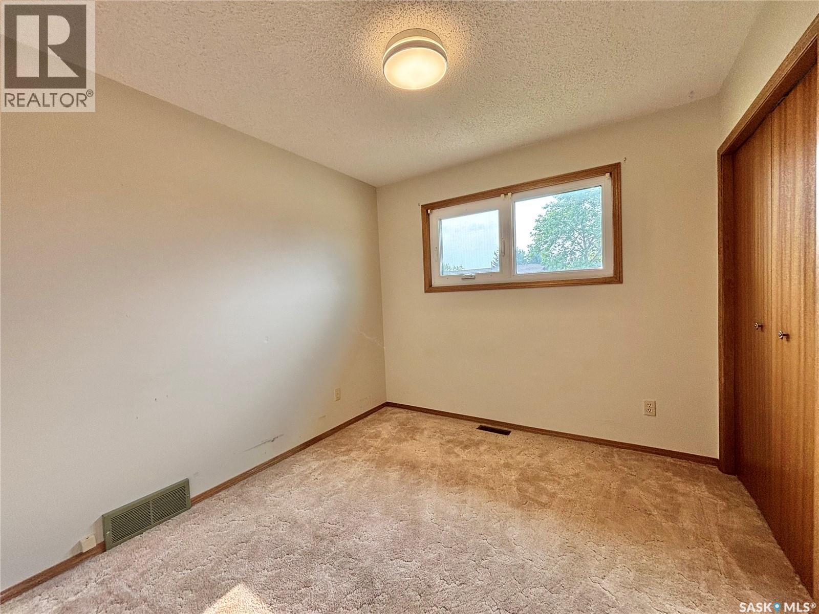 5 Blackwell Crescent, Yorkton, Saskatchewan  S3N 2C4 - Photo 14 - SK017434