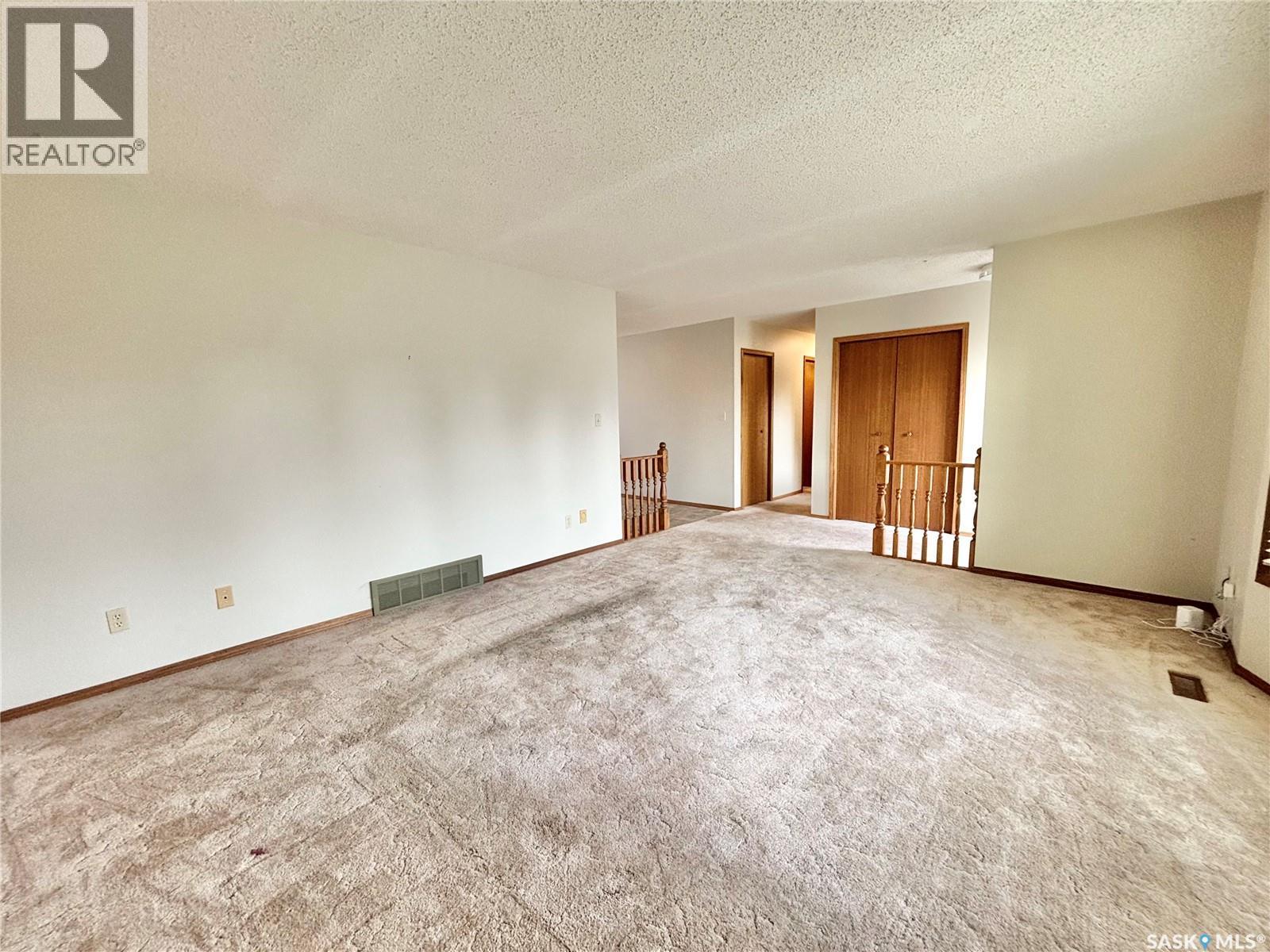 5 Blackwell Crescent, Yorkton, Saskatchewan  S3N 2C4 - Photo 3 - SK017434