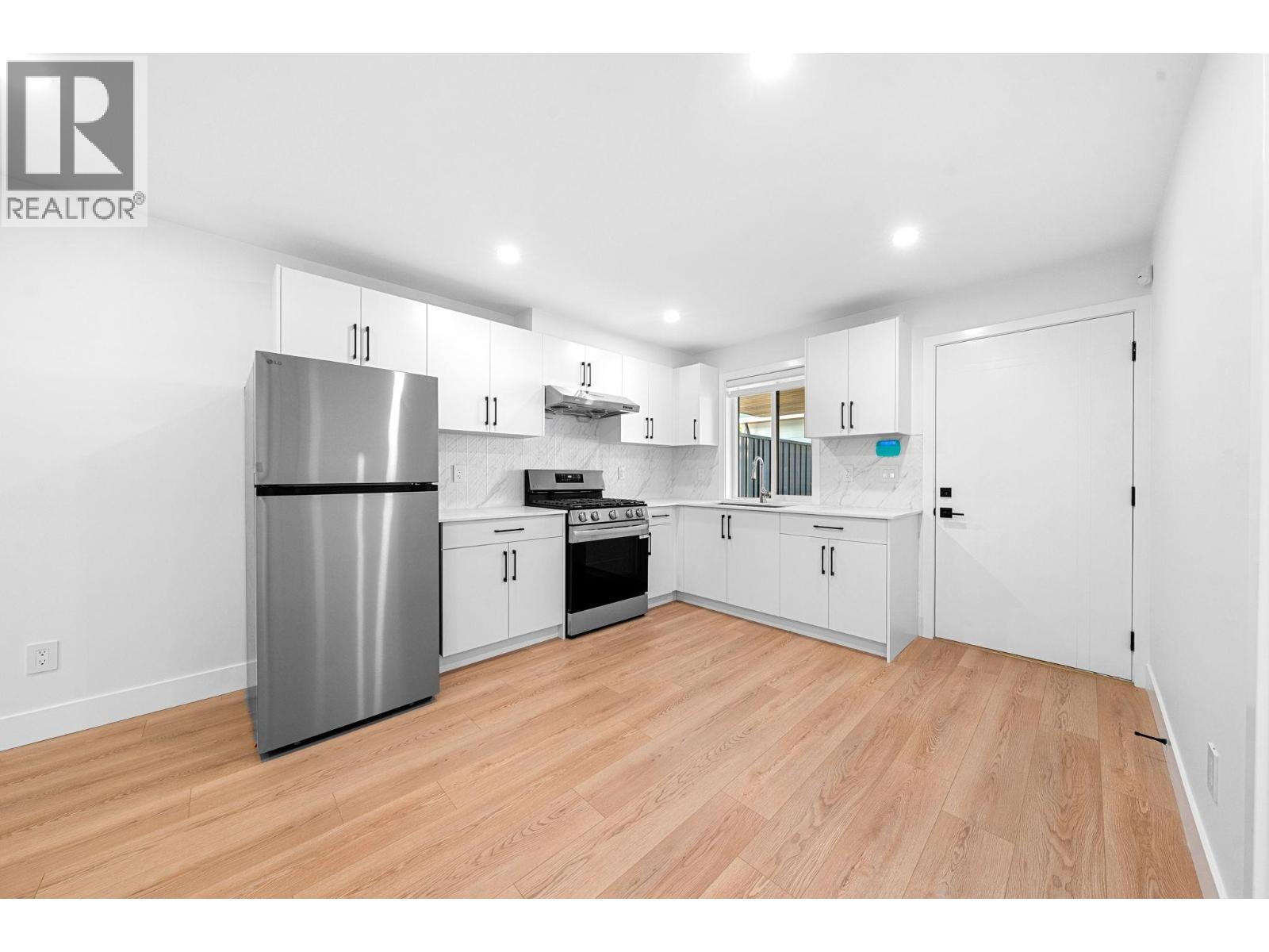 7588 2nd Street, Burnaby, British Columbia  V3N 3R6 - Photo 27 - R3042947