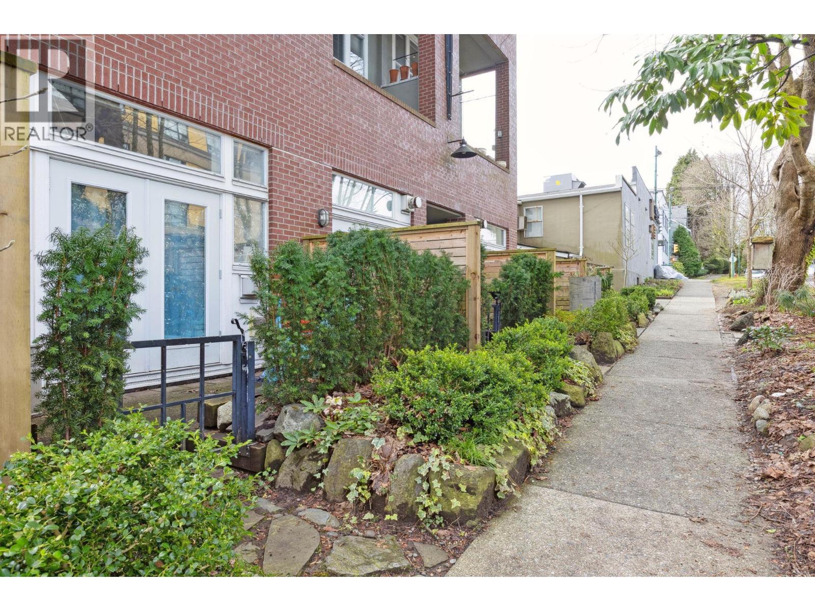 307 980 W 22nd Avenue, Vancouver, British Columbia  V5Z 2A1 - Photo 25 - R3043139