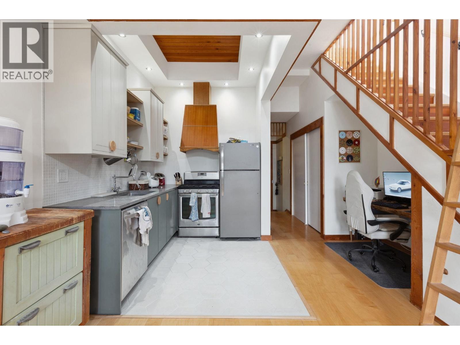 307 980 W 22nd Avenue, Vancouver, British Columbia  V5Z 2A1 - Photo 13 - R3043139