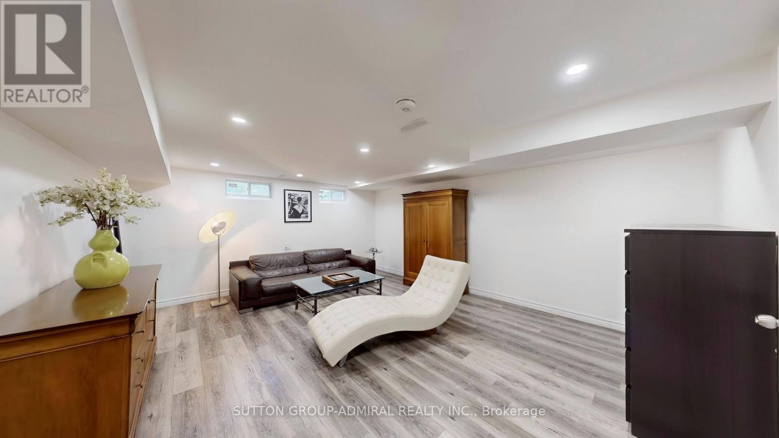 9767 Niagara River Parkway, Niagara Falls (Lyons Creek), Ontario  L2G 0N9 - Photo 19 - X12381289