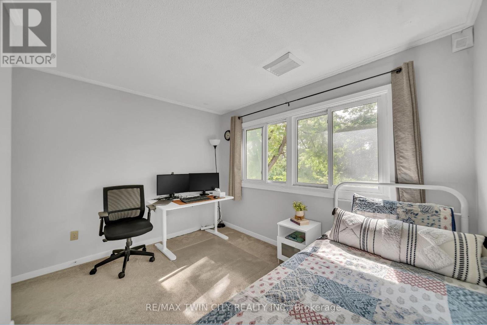 101 - 121 University Avenue E, Waterloo, Ontario  N2J 4J1 - Photo 28 - X12381339