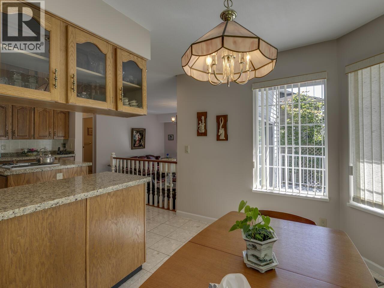5755 Nancy Greene Way, North Vancouver, British Columbia  V7R 4W4 - Photo 27 - R3042038