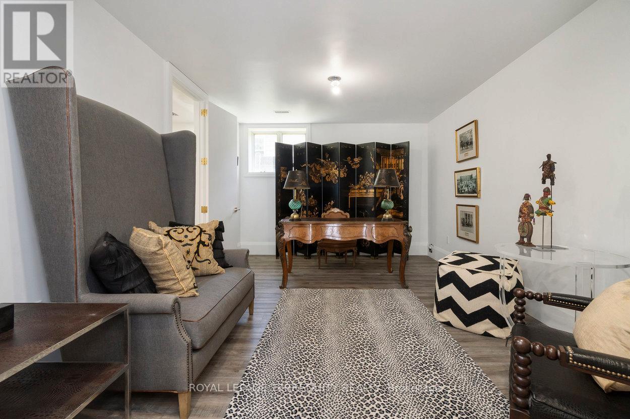 711 Beach Boulevard, Hamilton, Ontario  L8H 6Y5 - Photo 36 - X12379914