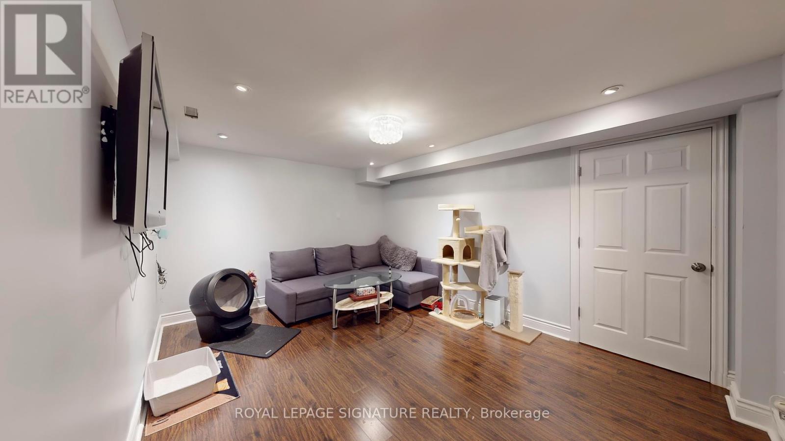 25 Sawston Circle, Brampton, Ontario  L7A 2N7 - Photo 44 - W12380456