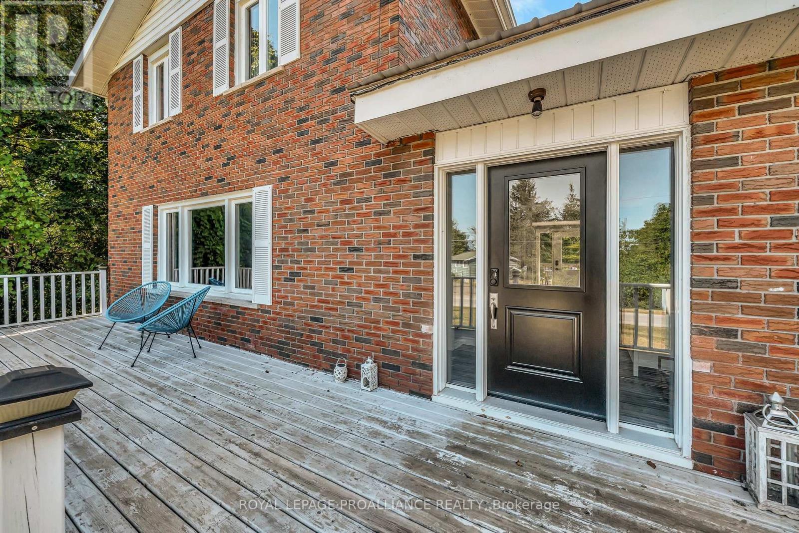 1692 North Big Island Road, Prince Edward County, Ontario  K0K 1W0 - Photo 17 - X12305786