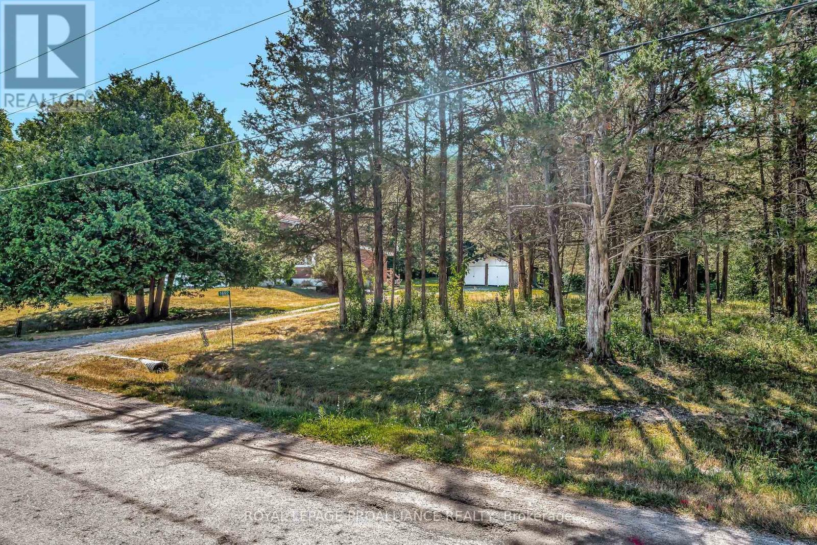 1692 North Big Island Road, Prince Edward County, Ontario  K0K 1W0 - Photo 15 - X12305786