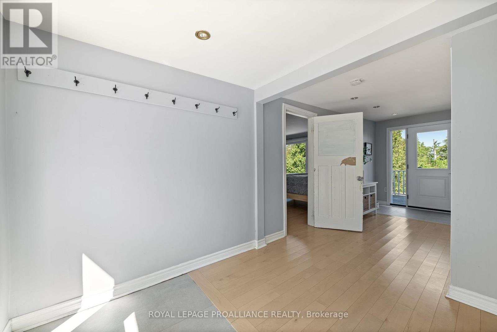 1692 North Big Island Road, Prince Edward County, Ontario  K0K 1W0 - Photo 31 - X12305786