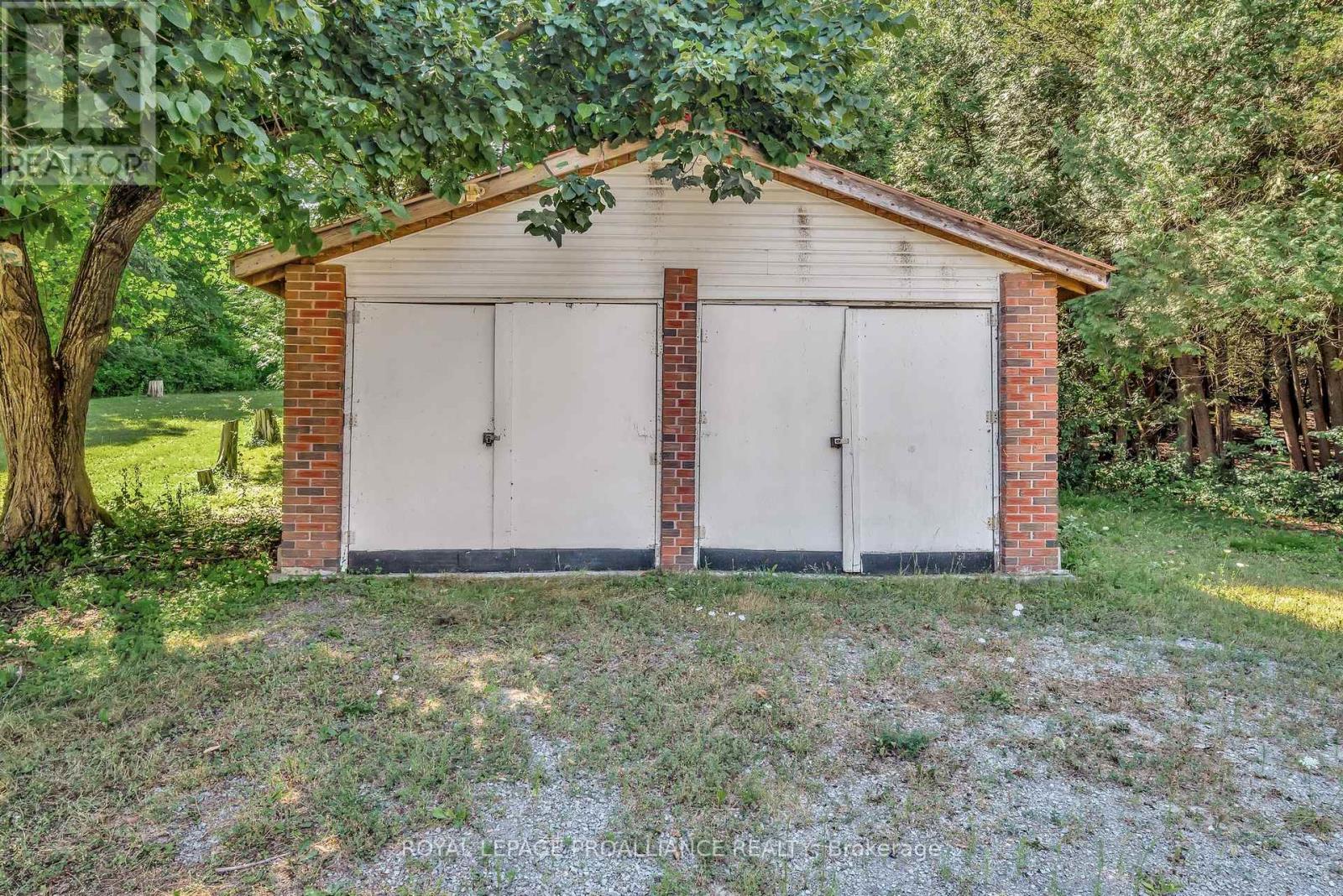 1692 North Big Island Road, Prince Edward County, Ontario  K0K 1W0 - Photo 49 - X12305786