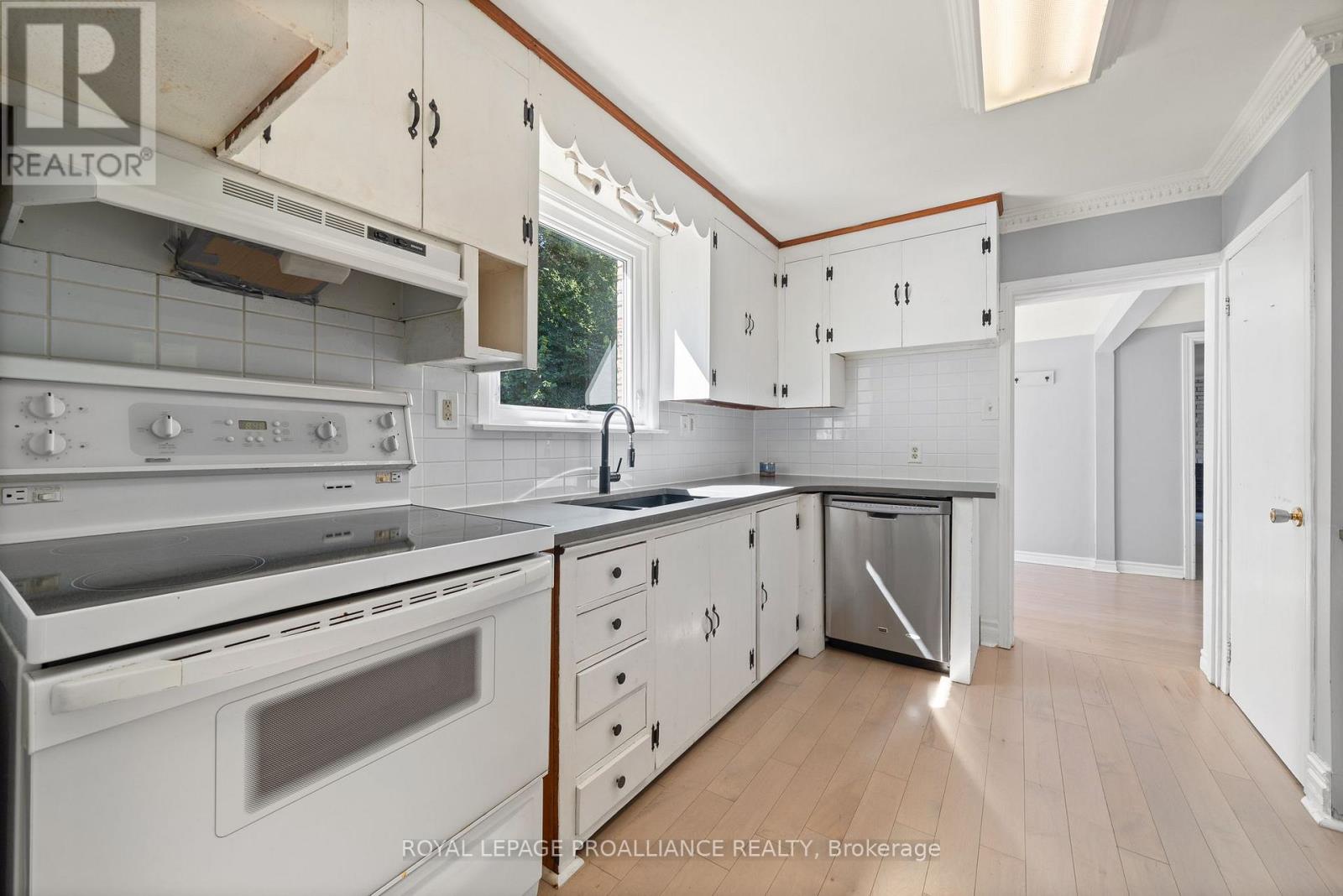 1692 North Big Island Road, Prince Edward County, Ontario  K0K 1W0 - Photo 27 - X12305786