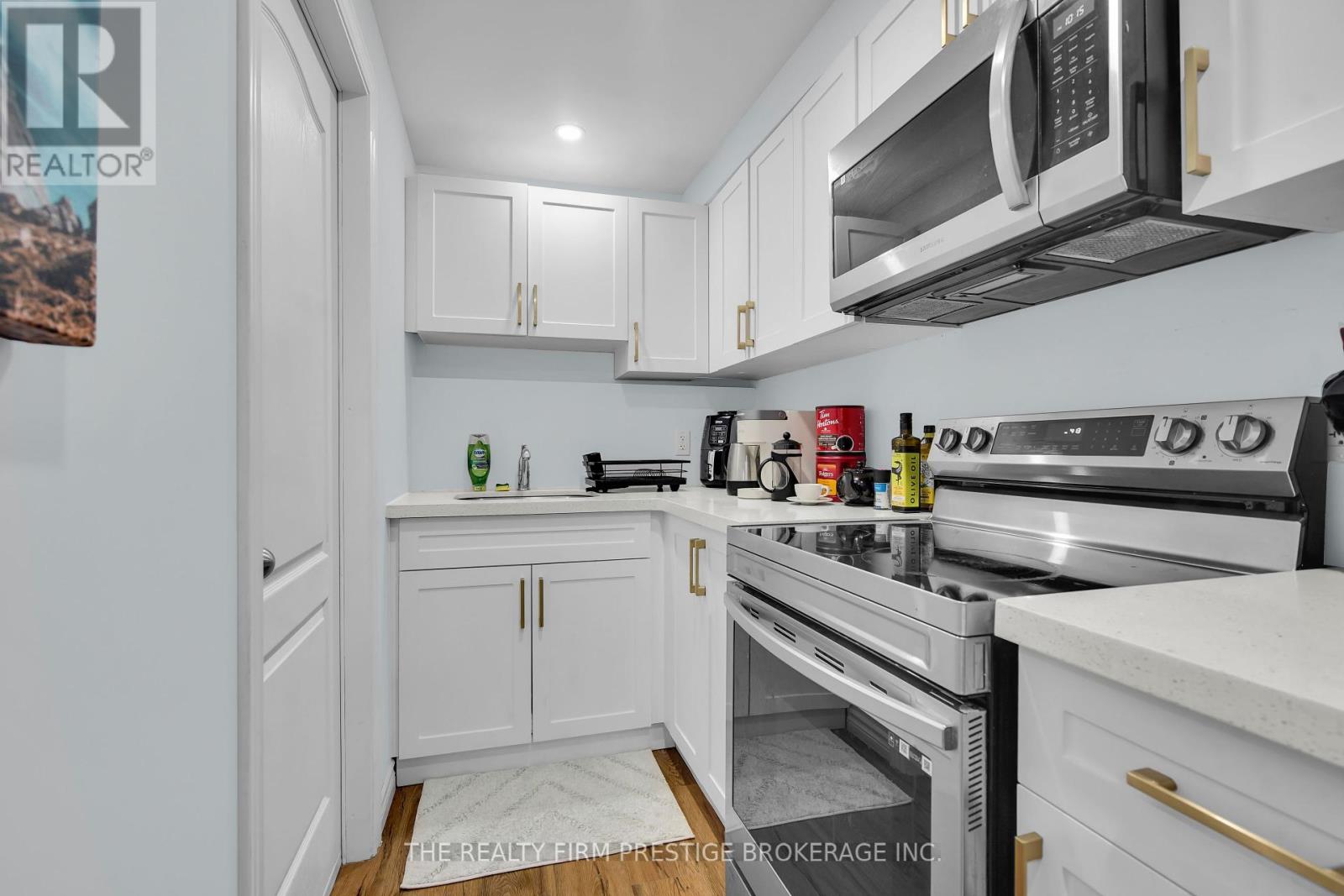 2528 Holbrook - Lower Drive, London South, Ontario  N6M 0E8 - Photo 3 - X12381582