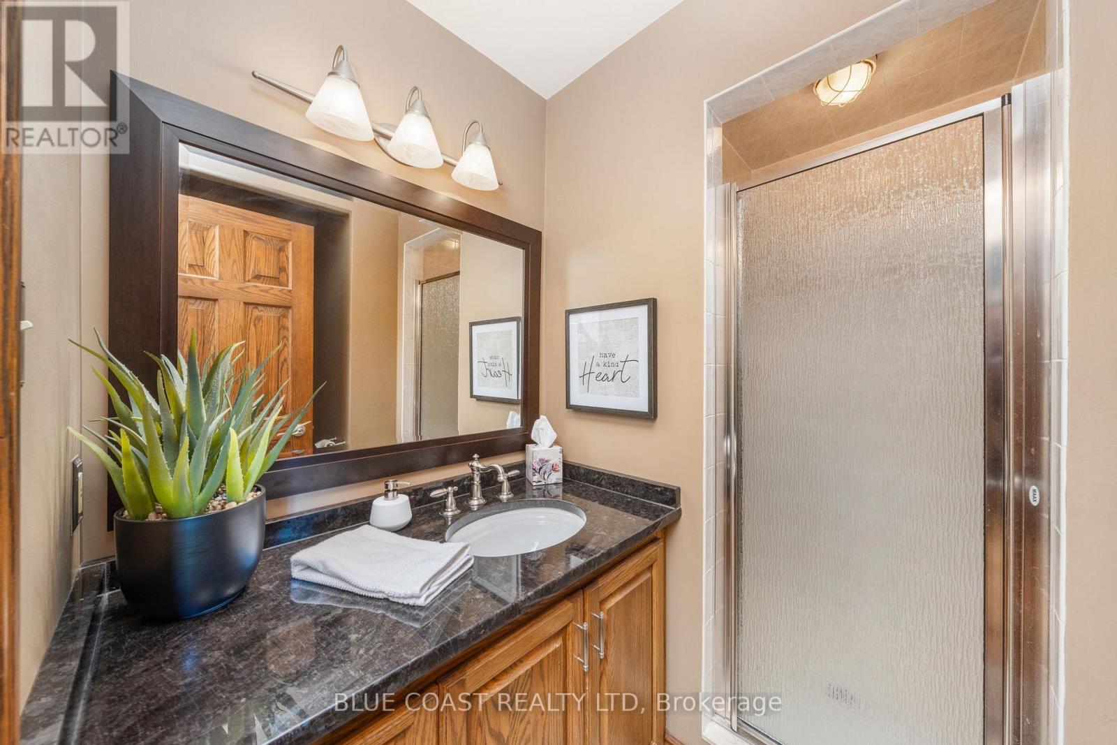1031 St Clair Parkway, St. Clair, Ontario  N0N 1M0 - Photo 17 - X12381640