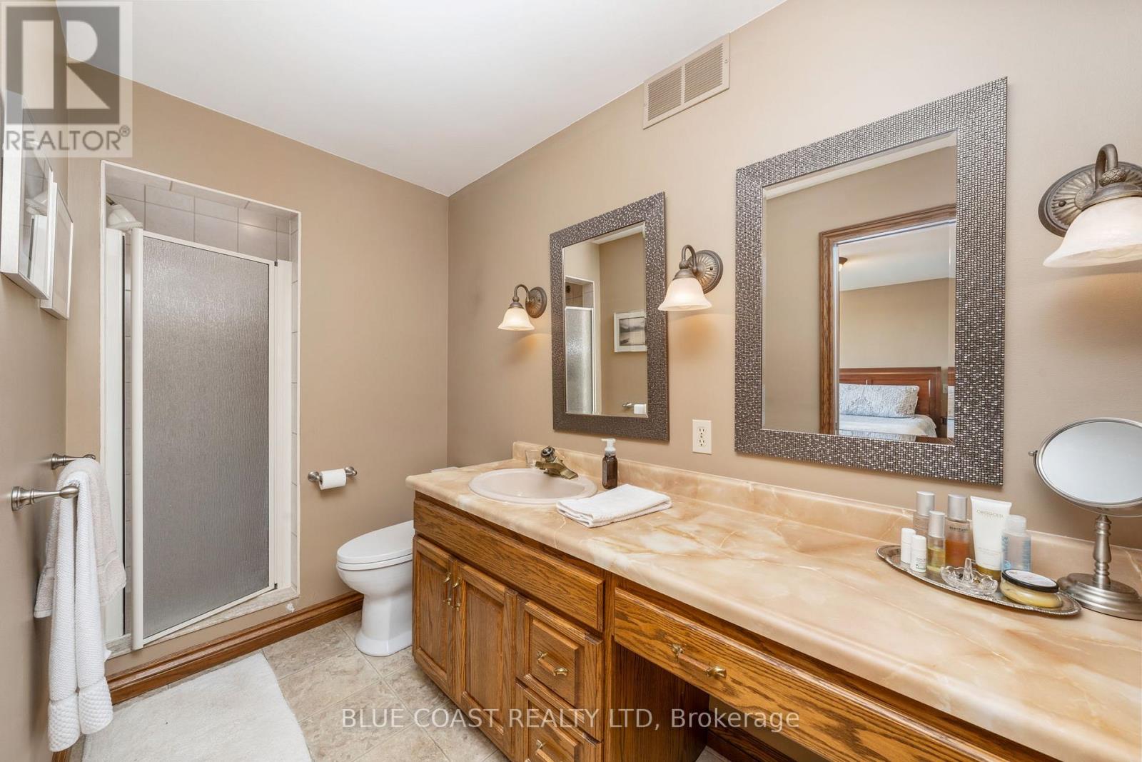 1031 St Clair Parkway, St. Clair, Ontario  N0N 1M0 - Photo 25 - X12381640
