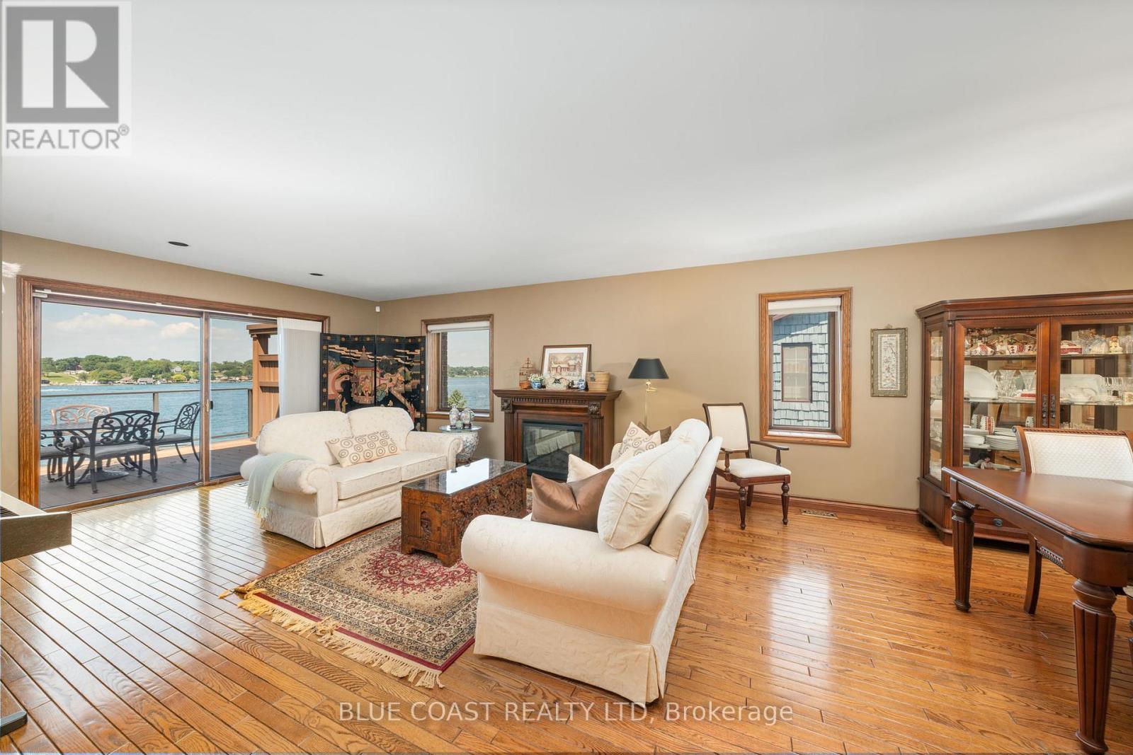 1031 St Clair Parkway, St. Clair, Ontario  N0N 1M0 - Photo 5 - X12381640