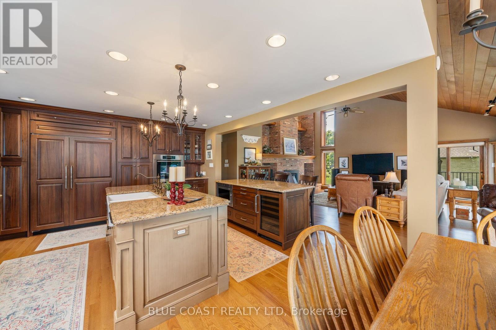 1031 St Clair Parkway, St. Clair, Ontario  N0N 1M0 - Photo 7 - X12381640
