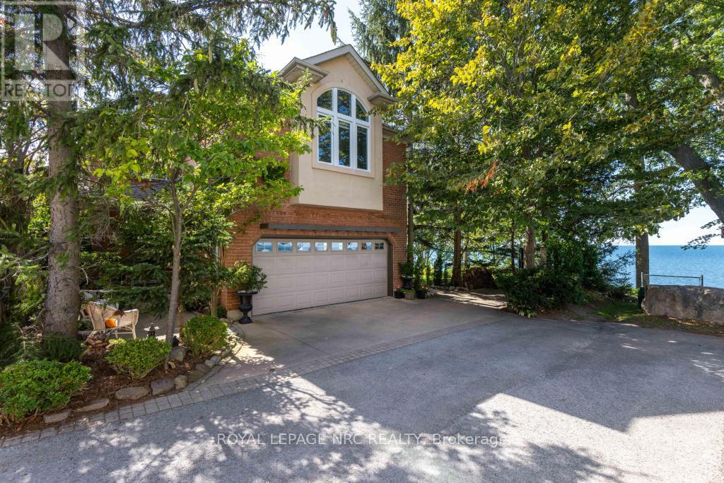 11 ABBEY AVENUE, St. Catharines, Ontario