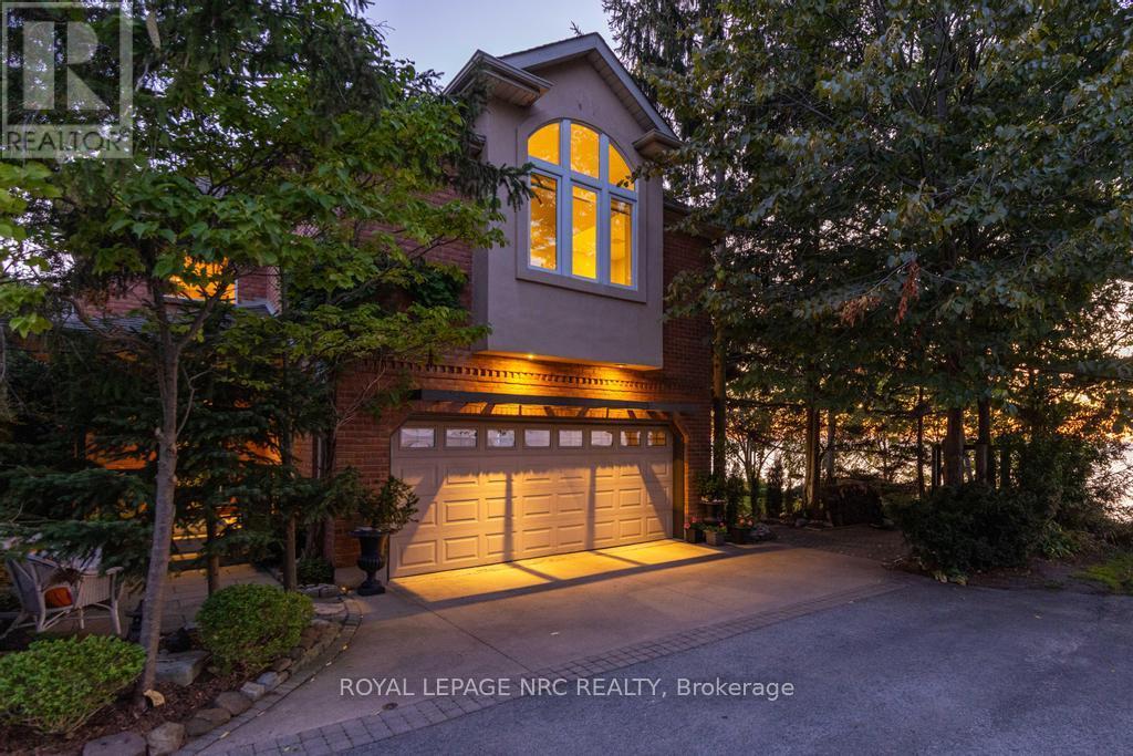 11 Abbey Avenue, St. Catharines, Ontario  L2N 5J5 - Photo 2 - X12379712