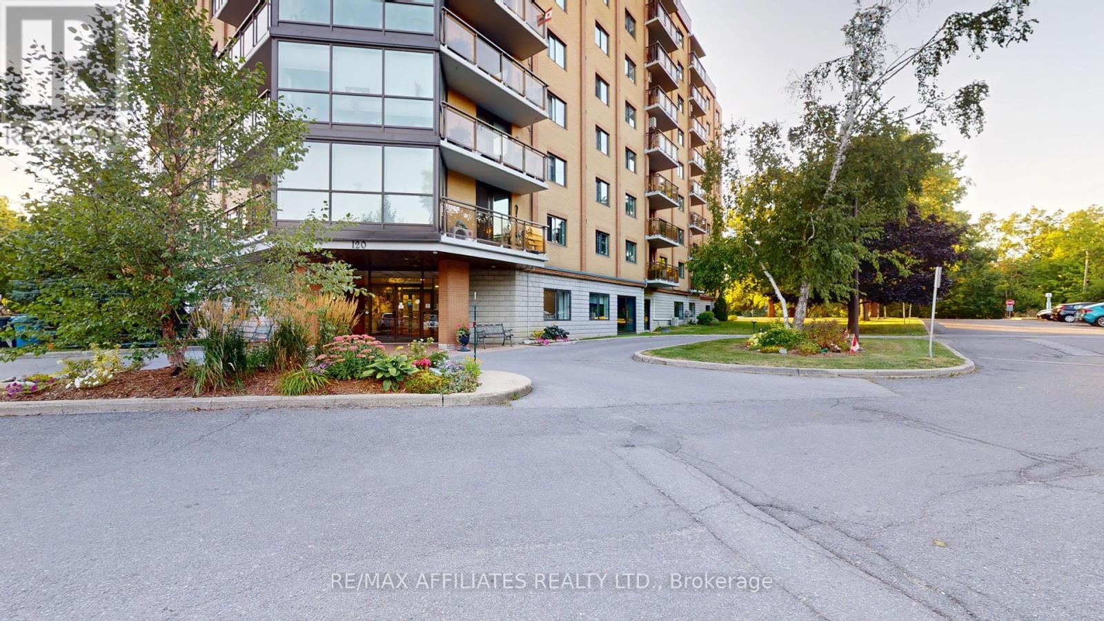 309 - 120 Barrett Court, Kingston, Ontario  K7L 5H6 - Photo 5 - X12381647