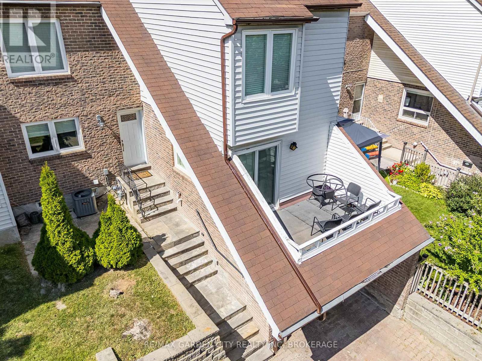 1172 Kos Boulevard, Mississauga, Ontario  L5J 4L7 - Photo 24 - W12381666