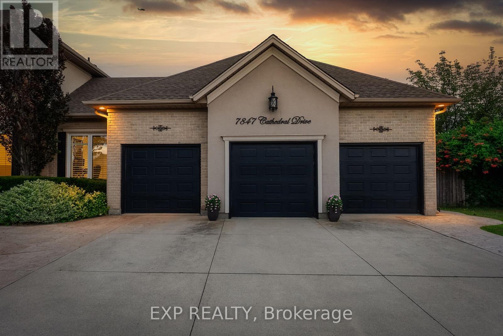 7847 Cathedral Drive, Niagara Falls, Ontario  L2H 2Z3 - Photo 46 - X12381646