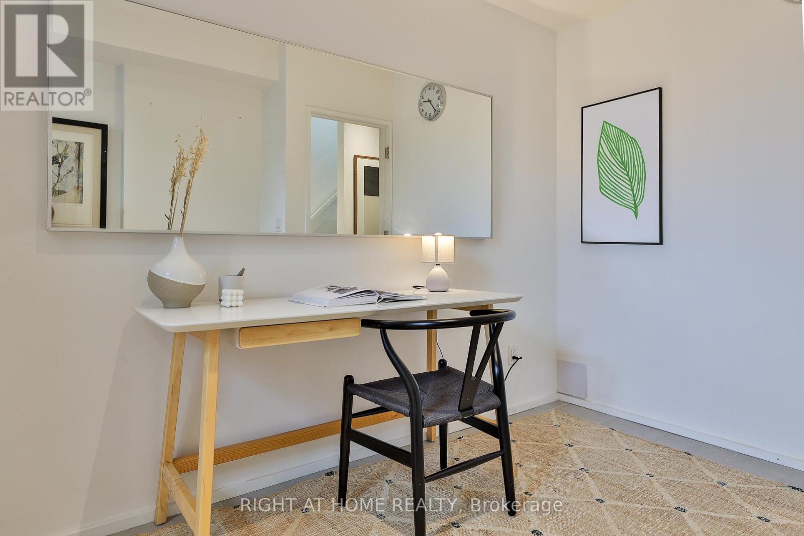 207 Claremont Street, Toronto, Ontario  M6J 2N1 - Photo 29 - C12381417