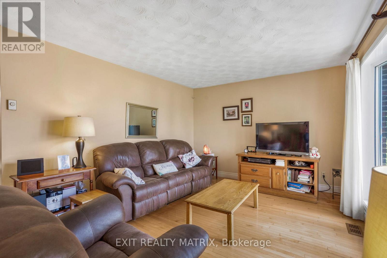 112 Eliza Street, Champlain, Ontario  K0B 1K0 - Photo 7 - X12381644