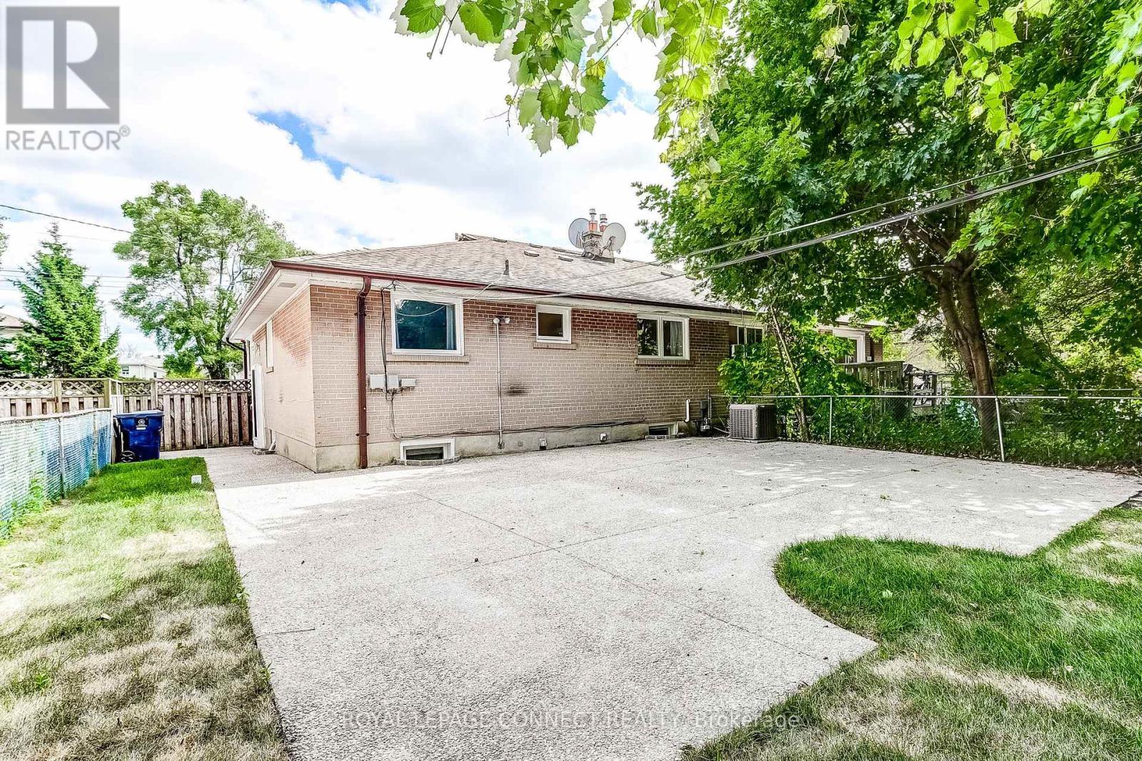 53 Glory Crescent, Toronto, Ontario  M1E 2B9 - Photo 32 - E12381546