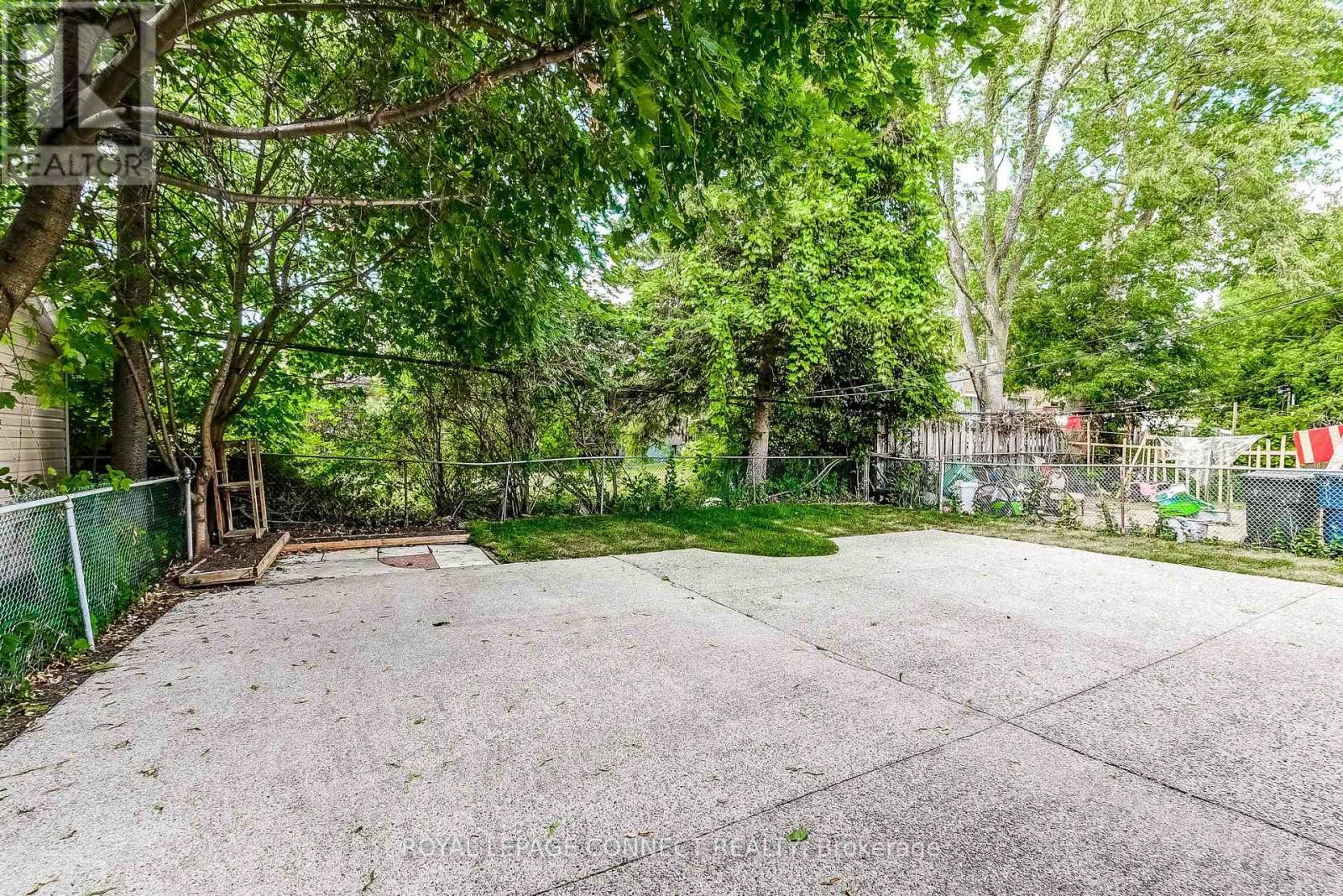 53 Glory Crescent, Toronto, Ontario  M1E 2B9 - Photo 33 - E12381546