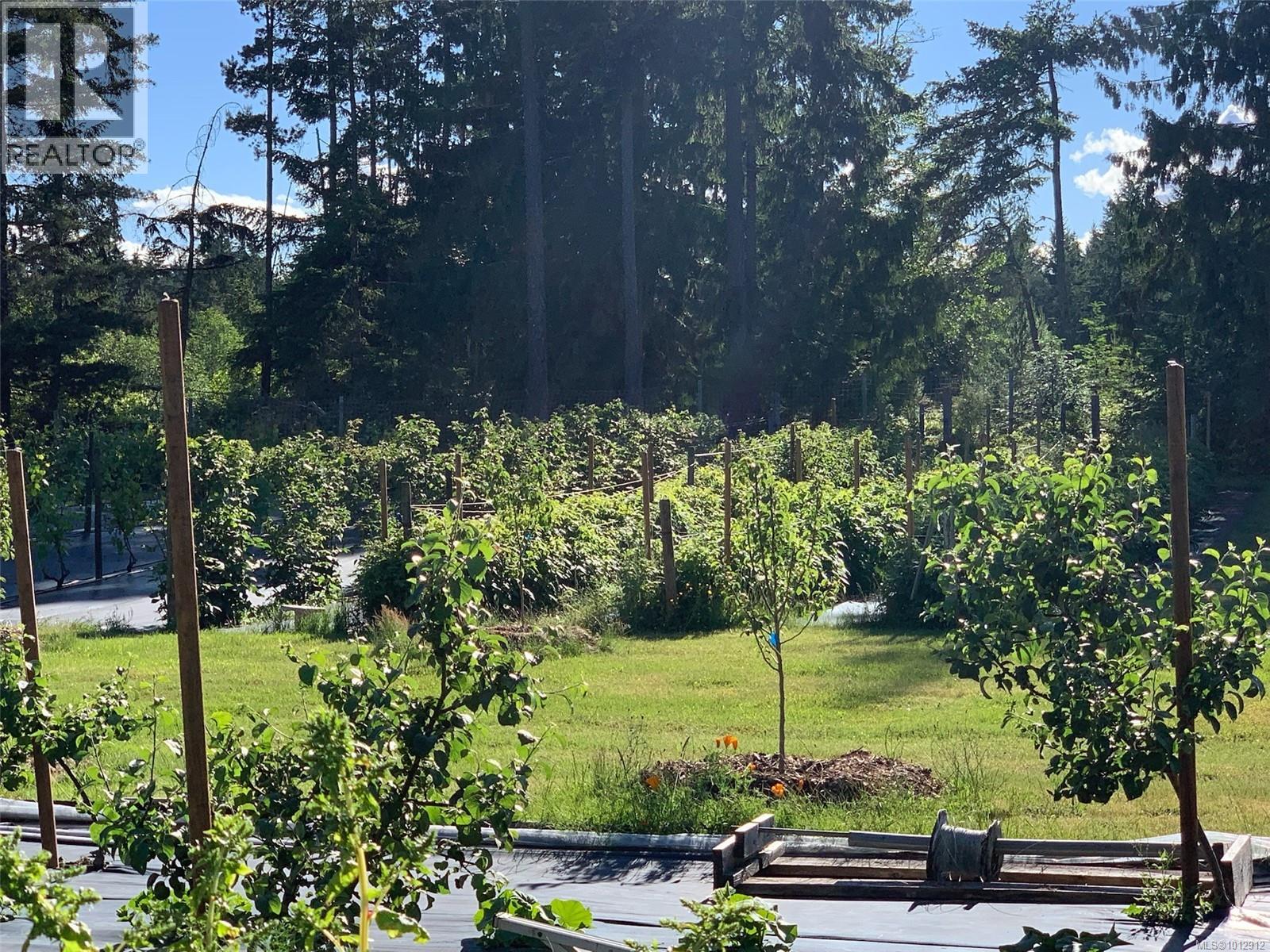 4800 Island Hwy W, Qualicum Beach, British Columbia  V9K 1Y9 - Photo 16 - 1012912