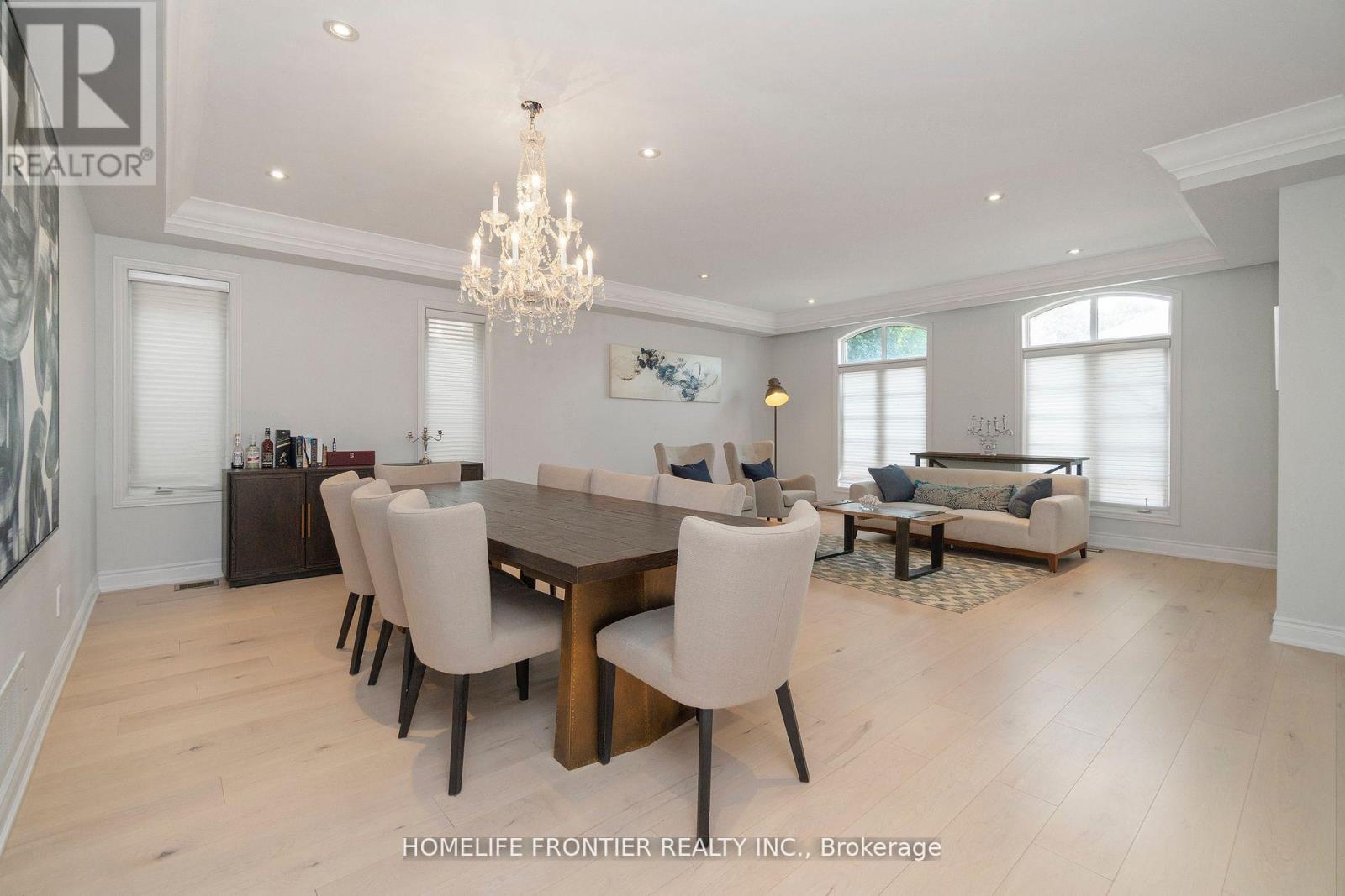 161 Lawrie Road, Vaughan, Ontario  L4J 8N6 - Photo 12 - N12381399