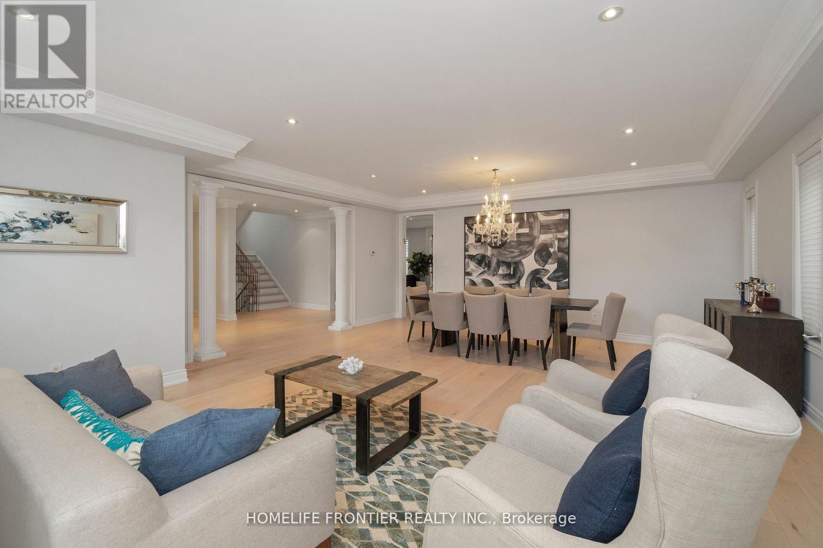 161 Lawrie Road, Vaughan, Ontario  L4J 8N6 - Photo 13 - N12381399