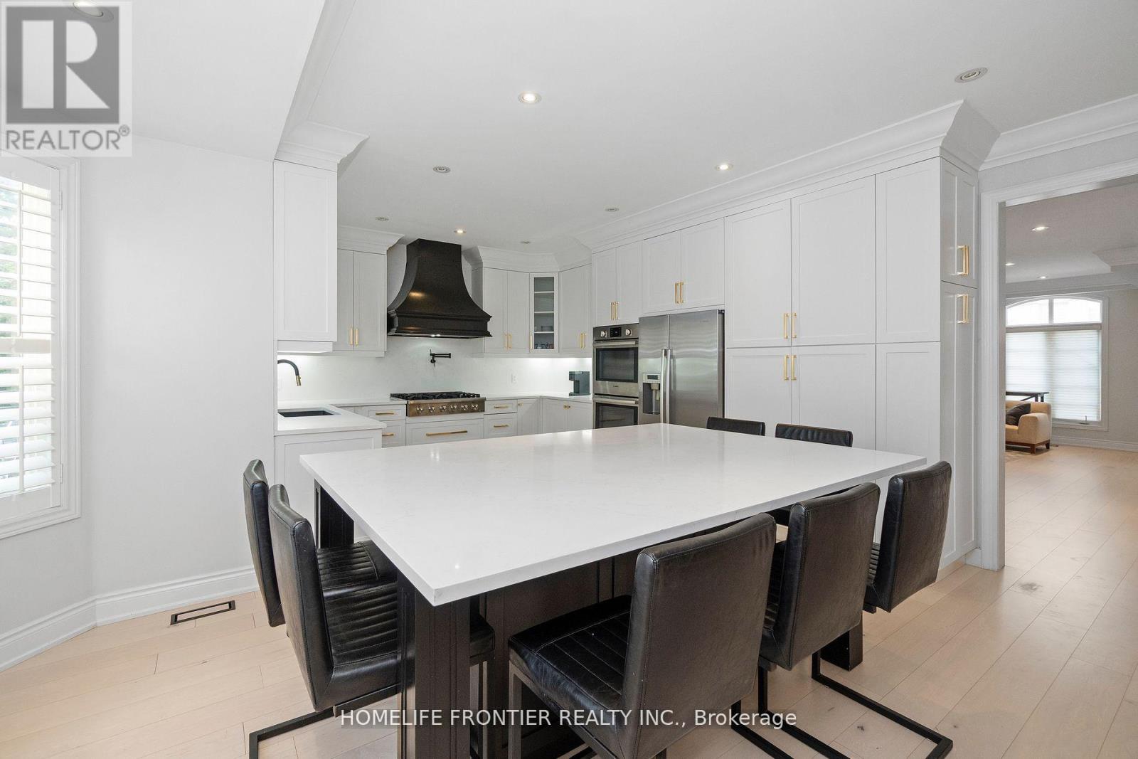 161 Lawrie Road, Vaughan, Ontario  L4J 8N6 - Photo 19 - N12381399