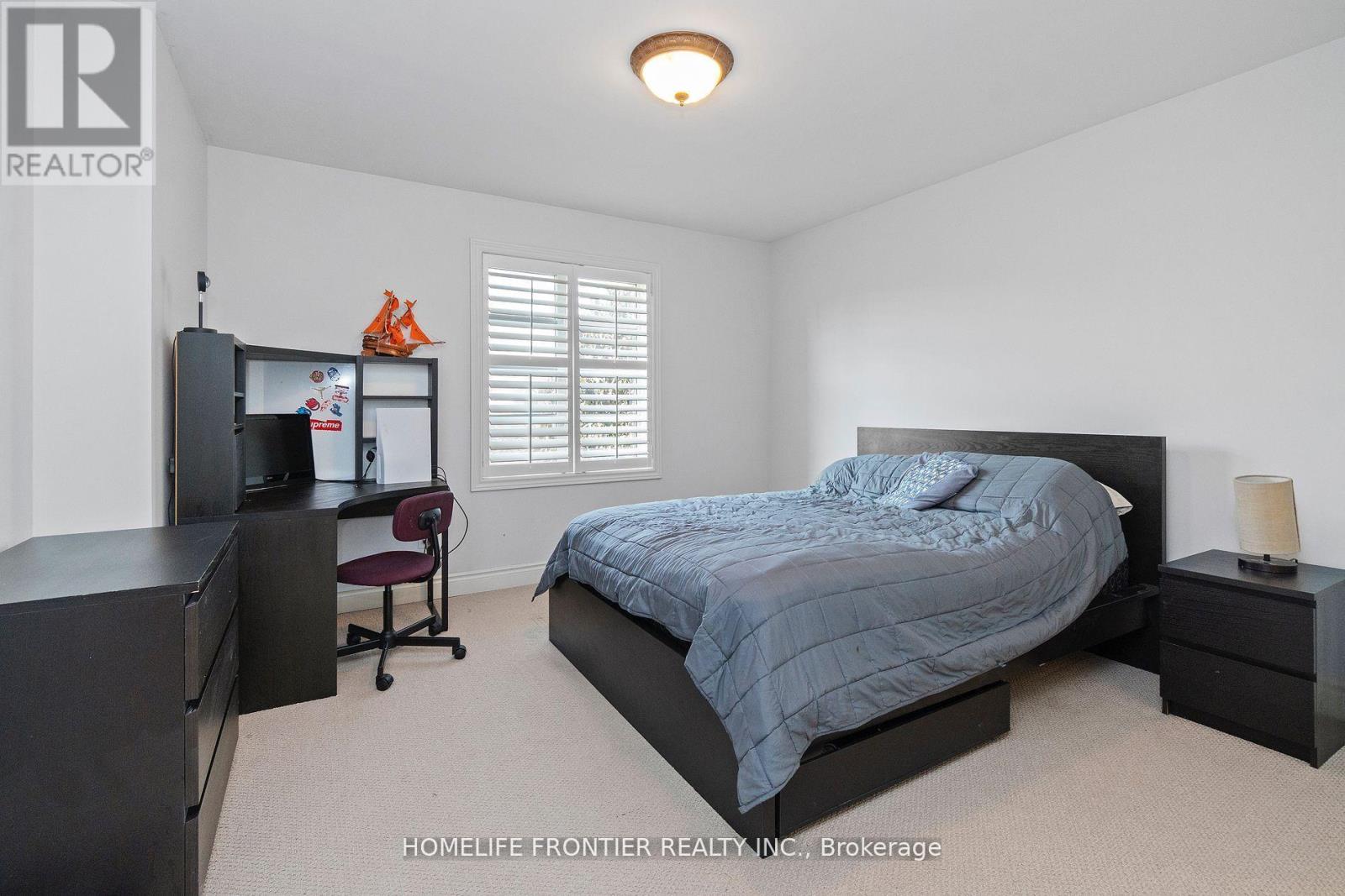 161 Lawrie Road, Vaughan, Ontario  L4J 8N6 - Photo 32 - N12381399