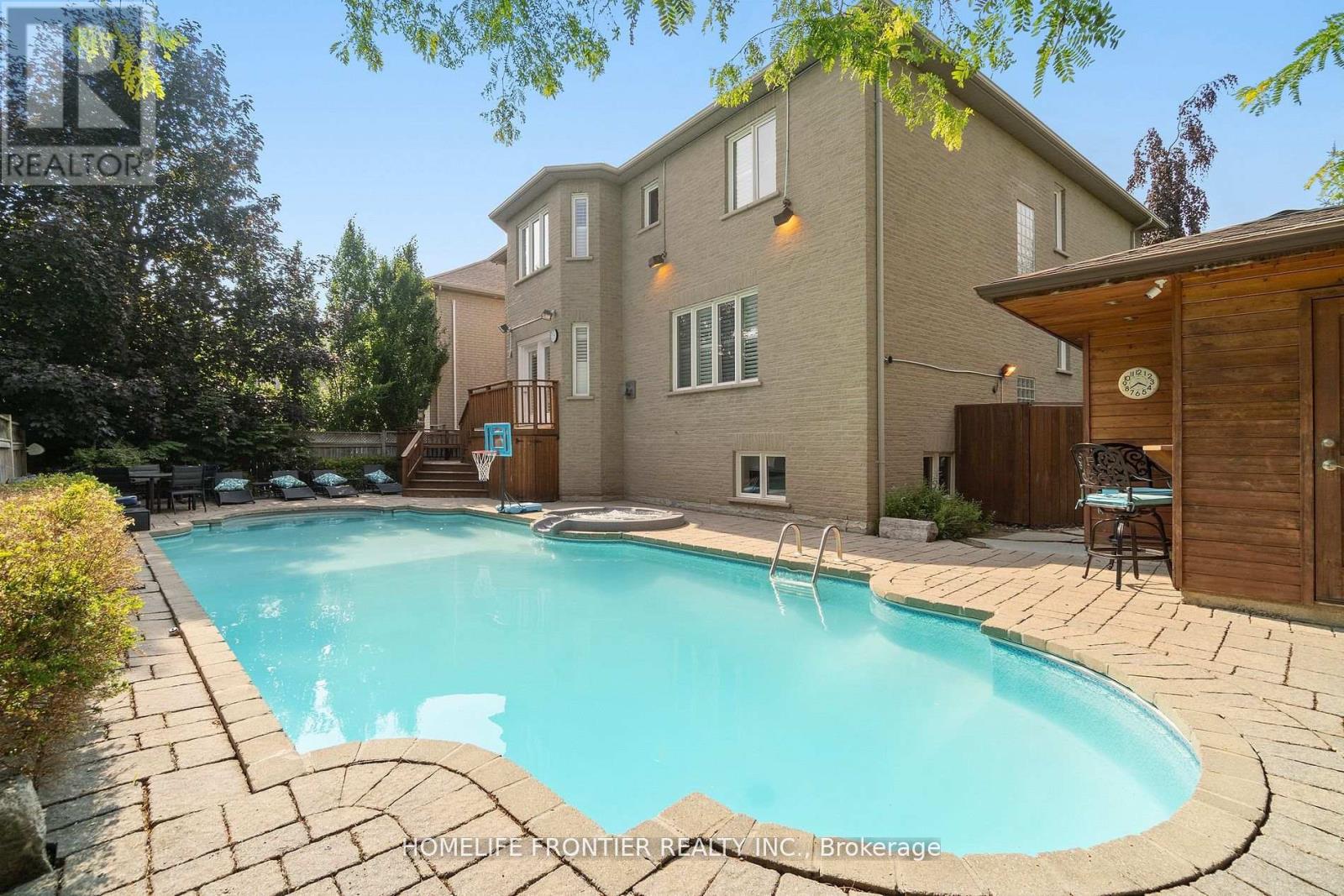 161 Lawrie Road, Vaughan, Ontario  L4J 8N6 - Photo 40 - N12381399