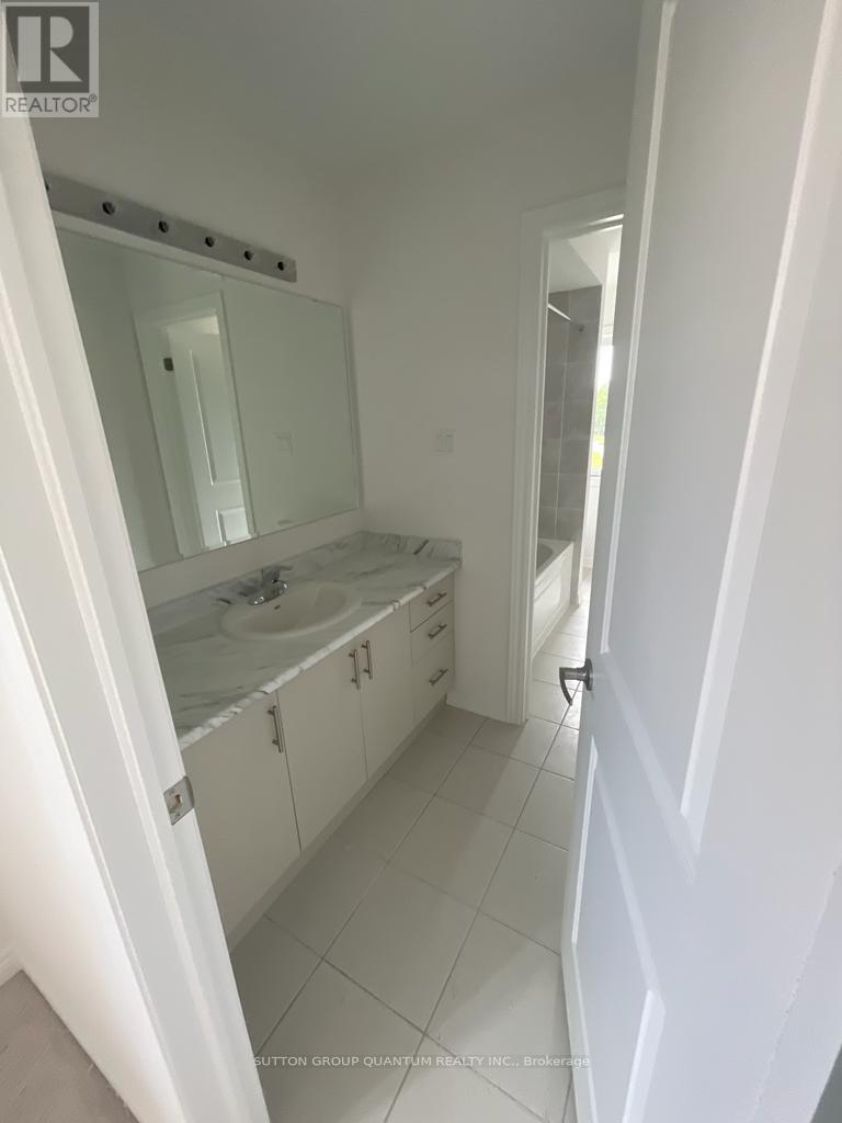 85 Baycroft Blvd Boulevard N, Essa, Ontario  L0M 1B5 - Photo 12 - N12381462