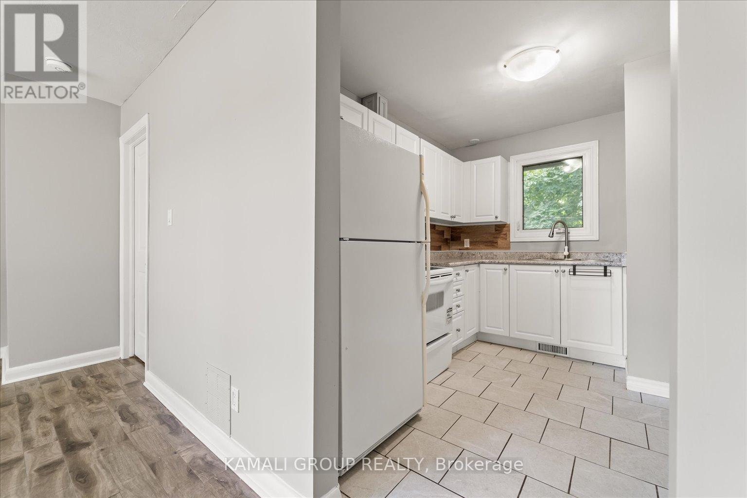 Main - 188 St Vincent Street, Barrie, Ontario  L4M 3Z4 - Photo 10 - S12381550