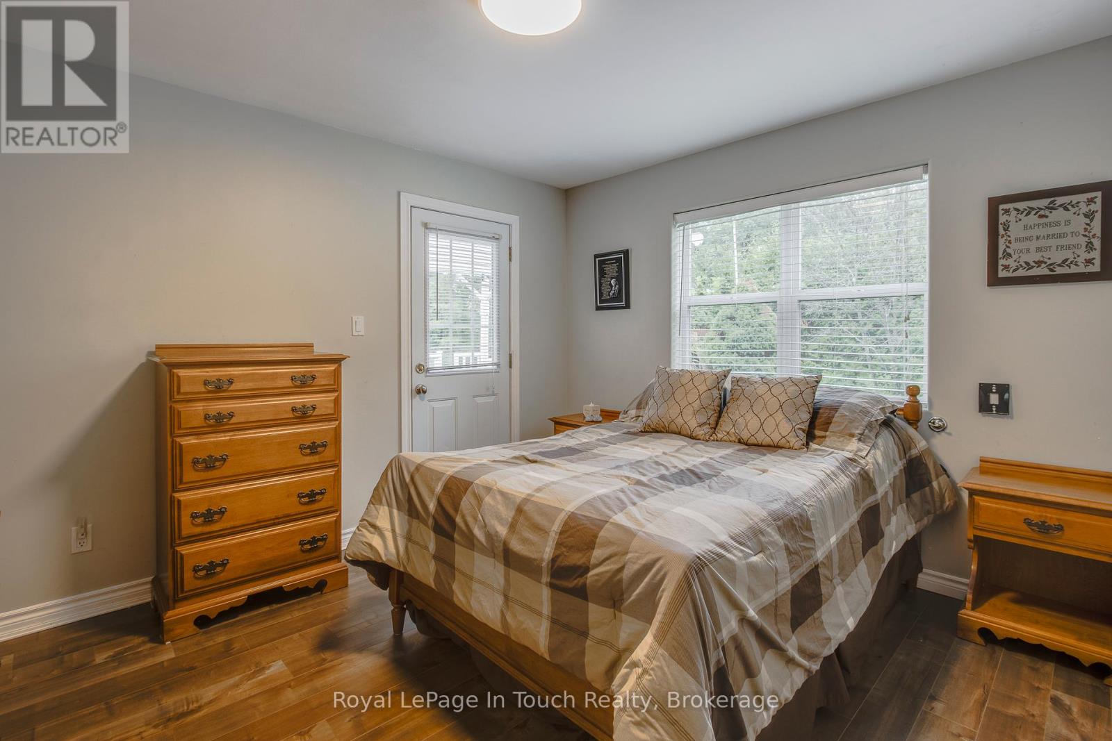 59 Stocco Circle, Tiny, Ontario  L0L 2T0 - Photo 18 - S12381714