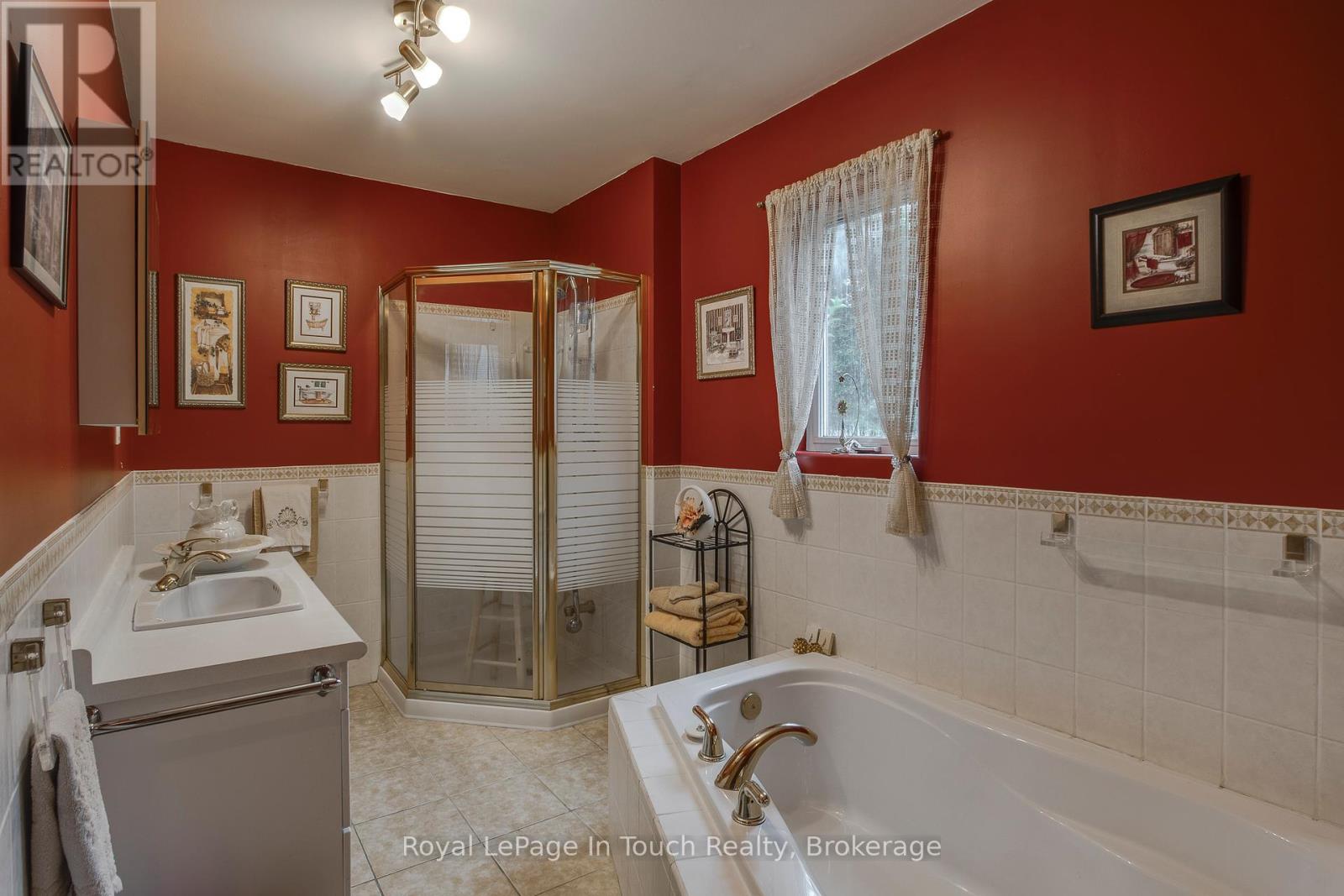 59 Stocco Circle, Tiny, Ontario  L0L 2T0 - Photo 19 - S12381714