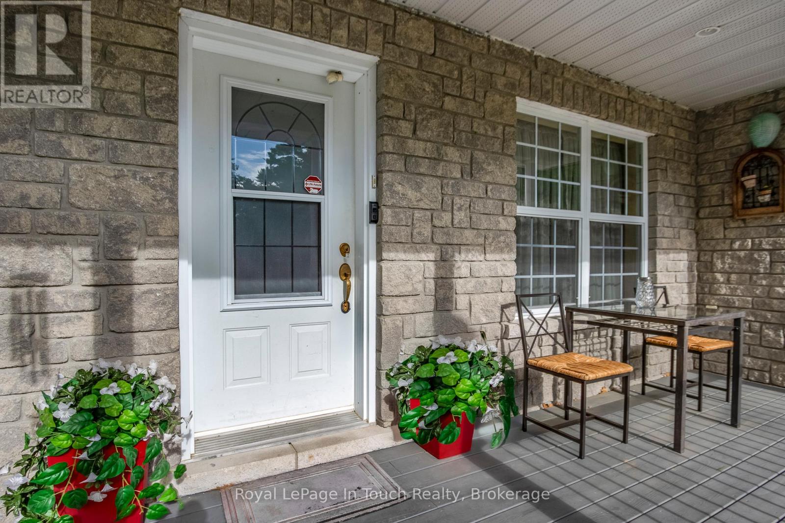 Property at 59 STOCCO CIRCLE image 4
