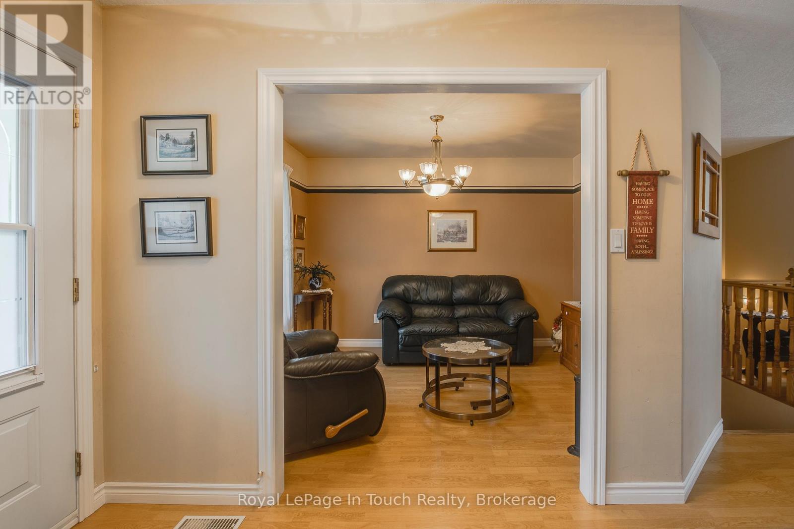59 Stocco Circle, Tiny, Ontario  L0L 2T0 - Photo 7 - S12381714